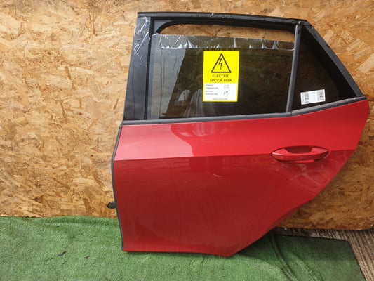 CUPRA BORN V2 Ev 2023 REAR LEFT DOOR COMPLETE RED Warranty A209