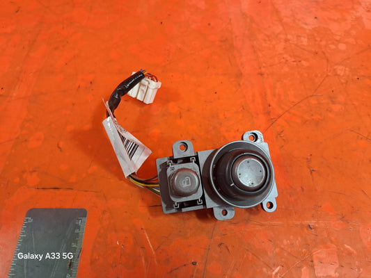 ✅Ssangyong Rodius Turismo 2.2 Diesel 2017 WING MIRROR CONTROL SWITCH 85300-21000