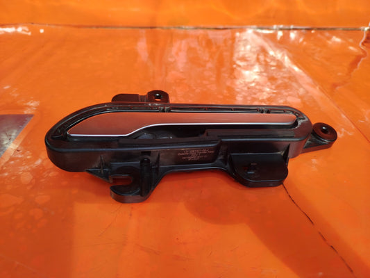 ✅Tesla Model 3 Long Range 2020 FRONT LEFT EXTERIOR DOOR HANDLE 1081831-00-J A266