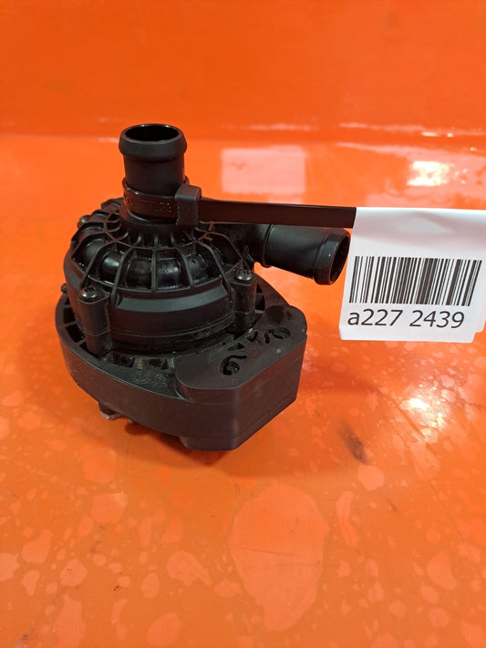 CUPRA LEON VZ2 1.4 PETROL 2023 AUXILIARY WATER PUMP 04L965567С Warranty A227