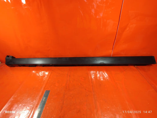 ✅JAGUAR F-PACE V6 3.0 PETROL 2017 RIGHT SIDE SKIRT SILL HK83101D56B Warranty