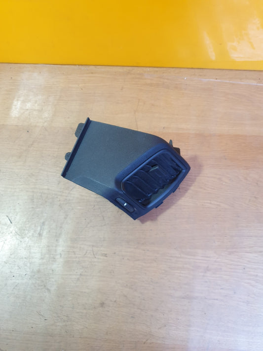 Ford Transit Custom 2.0 Diesel 2018 Right Heater Air Vent JK21-V018B08-AD3JA6