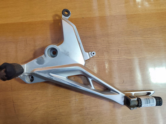 ✅HONDA GLR125 1W PETROL 2019 LEG REST WITH STAND Warranty A117
