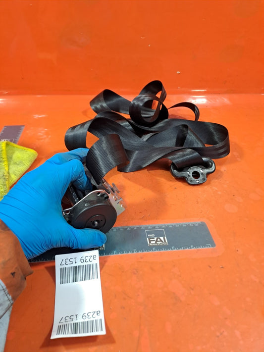 ✅2011 LAND ROVER DISCOVERY 4 L319 3.0D REAR LEFT SEAT BELT 4H22-N611B68-ABW 239