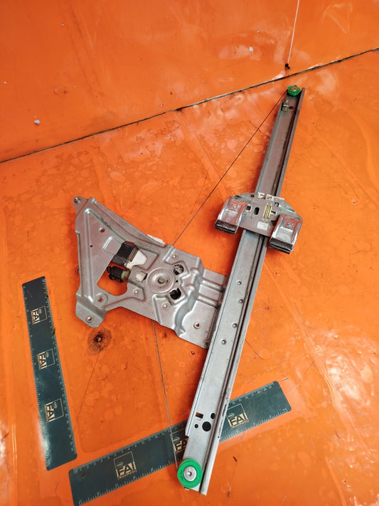 ✅VW CRAFTER CR35 2.0 DIESEL 2017 FRONT RIGHT WINDOW REGULATOR A9067200146 A277