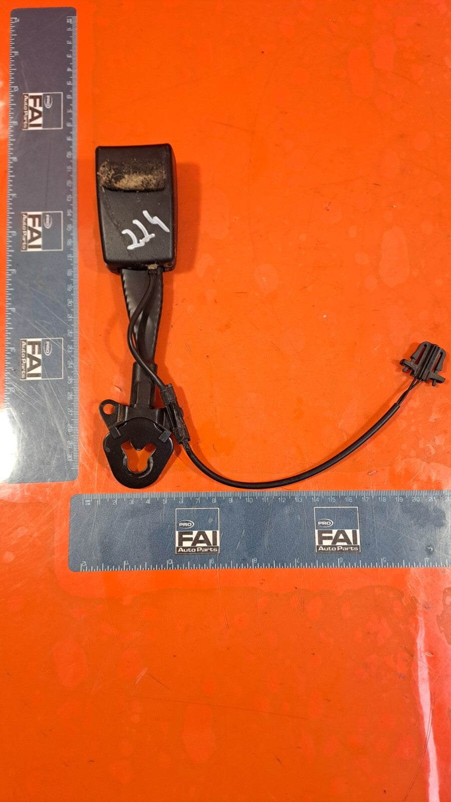 AUDI Q7 S-LINE 3.0 DIESEL 2010 FRONT LEFT OR RIGHT SEAT BELT BUCKLE 4L0857755L