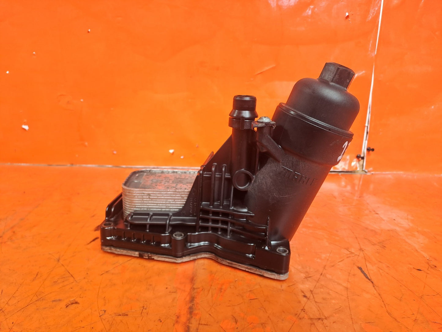 ✅BMW F20 116D URBAN 2.0 DIESEL 2012 N47D20K1 OIL COOLER FILTER HOUSING 8507626