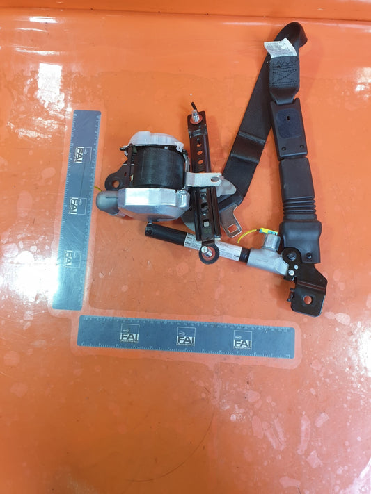 SSANGYONG TIVOLI ELX 1.6 PETROL 2015 FRONT LEFT SEAT BELT 74661-35000 Warranty