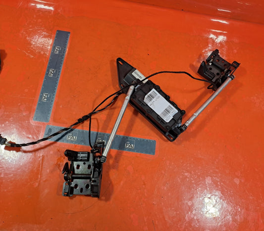 ✅AUDI A5 S LINE CABRIO 2.0 PETROL 2009 TOP LATCHES AND MOTOR REGULATOR Warranty