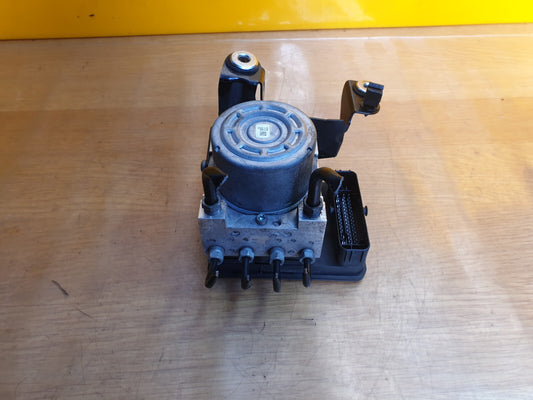 ✅LAND ROVER DISCOVERY SPORT L550 2.0 DIESEL 2015 ABS CONTROL MODULE PUMP A131