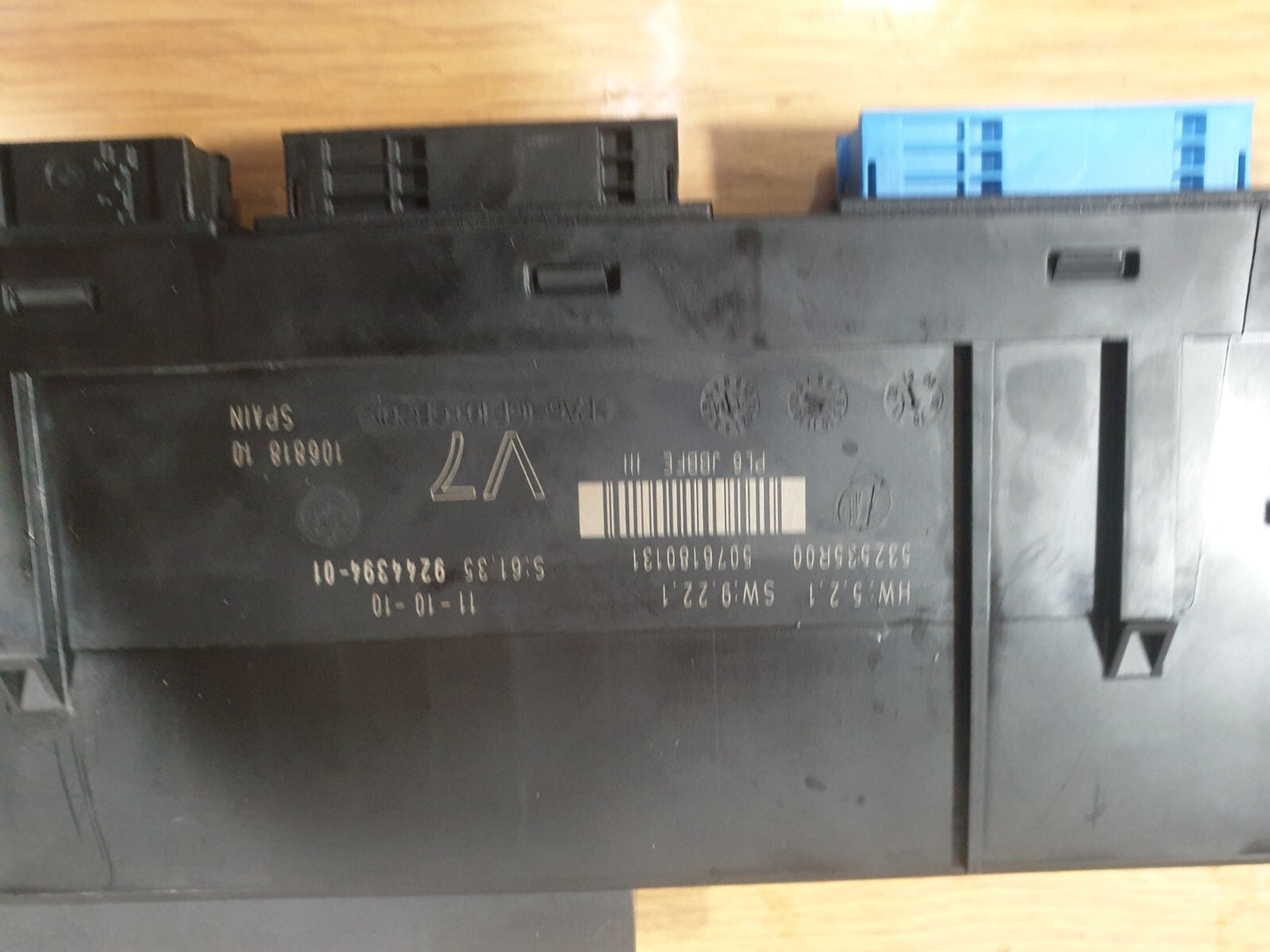 BMW 520D F11 2.0 DIESEL 2010 FUSE JUNCTION BOX CONTROL MODULE 9244394 Warranty