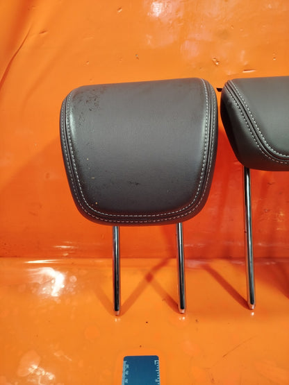 ✅Ford Fiesta Vignale 1.0 Petrol 2018 REAR LEATHER HEADRESTS Warranty A261