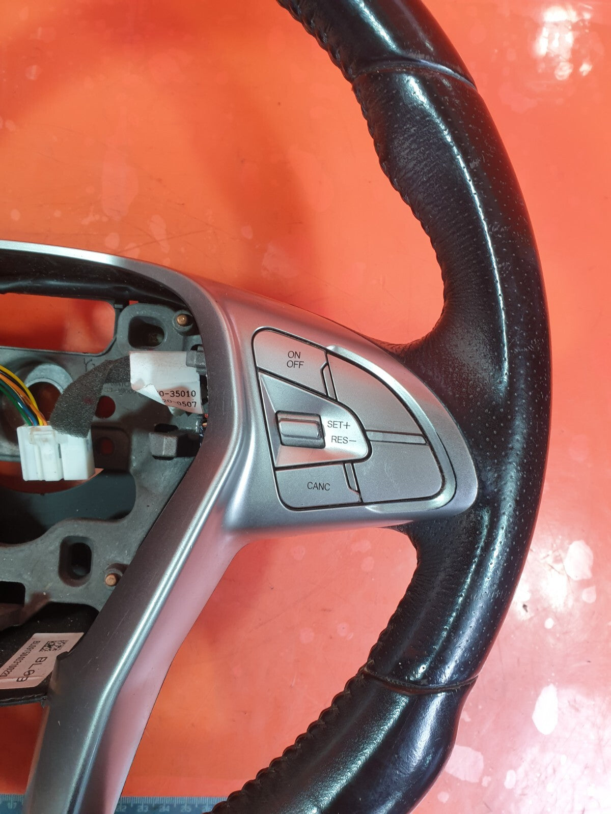 SSANGYONG TIVOLI ELX 1.6 PETROL 2015 MULTIFUNCTION STEERING WHEEL 86201-35500