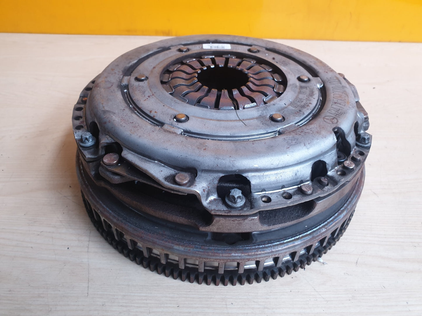 MERCEDES A-CLASS W177 1.3 PETROL 2019-2023 FLYWHEEL CLUTCH A2472500000 X00