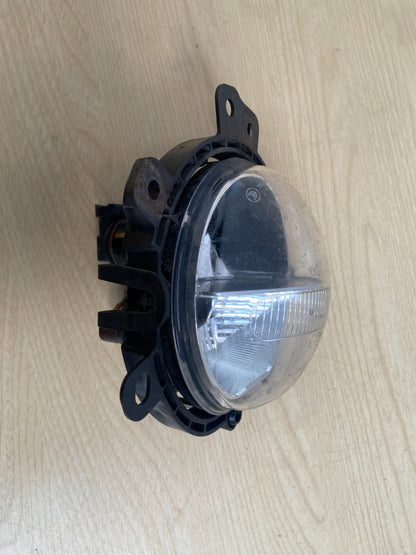 MINI COOPER 1.5 DIESEL 2017 FRONT RIGHT FOG LIGHT A103364 Warranty A034