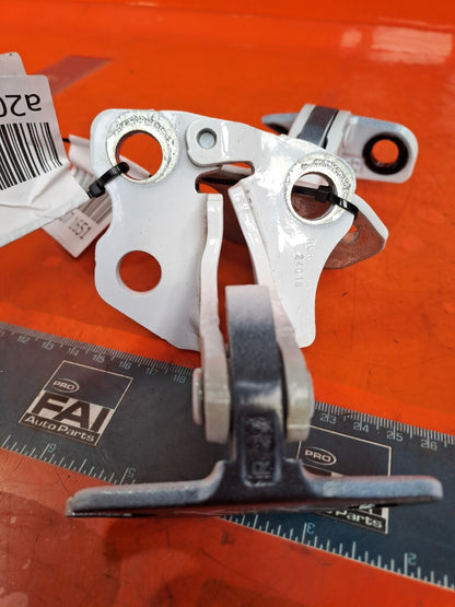 TESLA MODEL 3 LONG 2024 REAR RIGHT DOOR HINGES RUL-631-D Warranty A207
