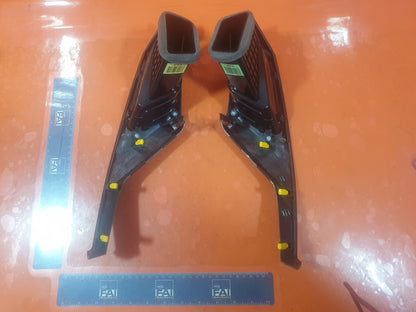 2017 SSANGYONG TIVOLI EX 1.6D DASHBOARD AIR VENTS PAIR + WARRANTY A230