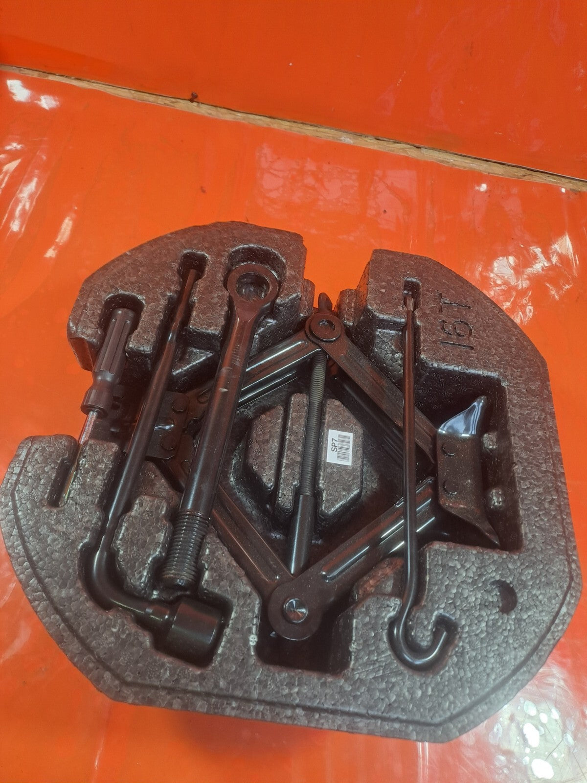 ✅HYUNDAI KONA 1.0 PETROL 2019 EMERGENCY LIFTING JACK TOOL KIT & FOAM Warranty