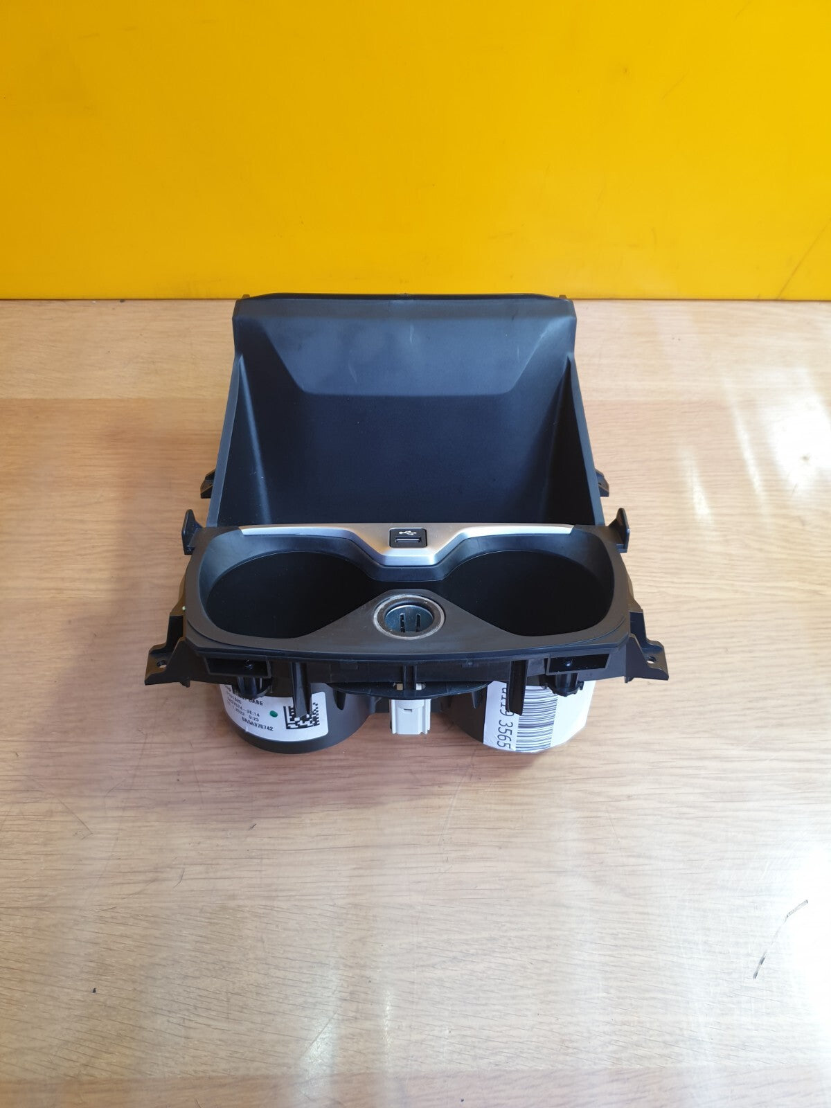 ✅2023 BMW 1 SERIES SPORT 1.5D CENTRE CONSOLE CUP HOLDER 5A37574 + WARRANTY A119