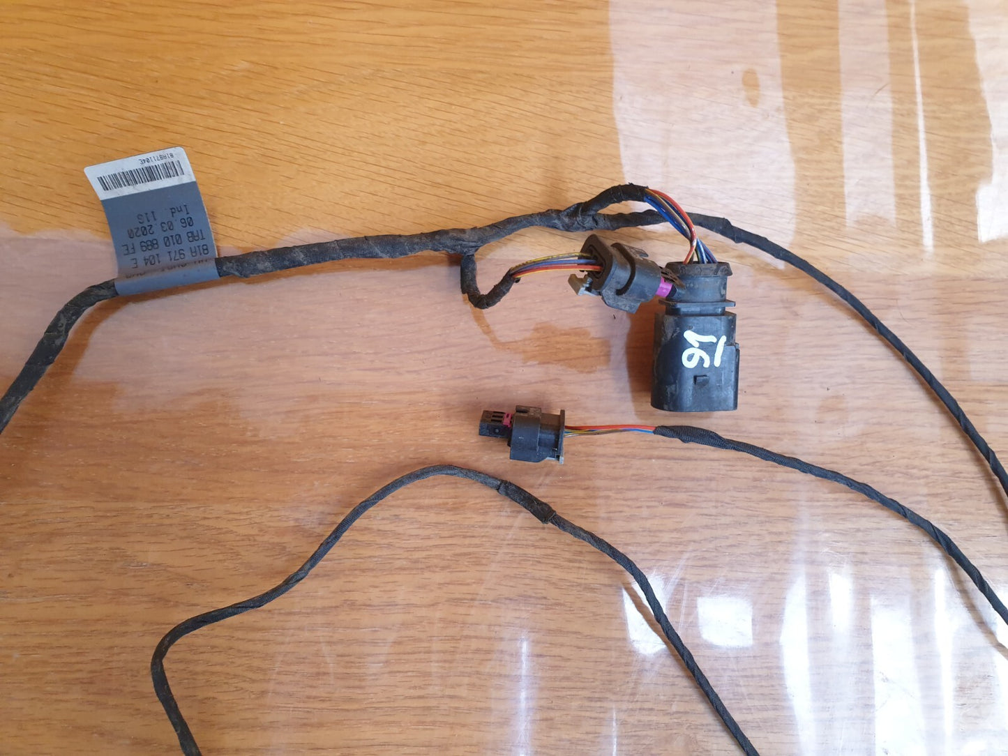 AUDI Q2 1.5 PETROL 2023 REAR BUMPER PARKING SENSORS WIRING 81A971104E A091