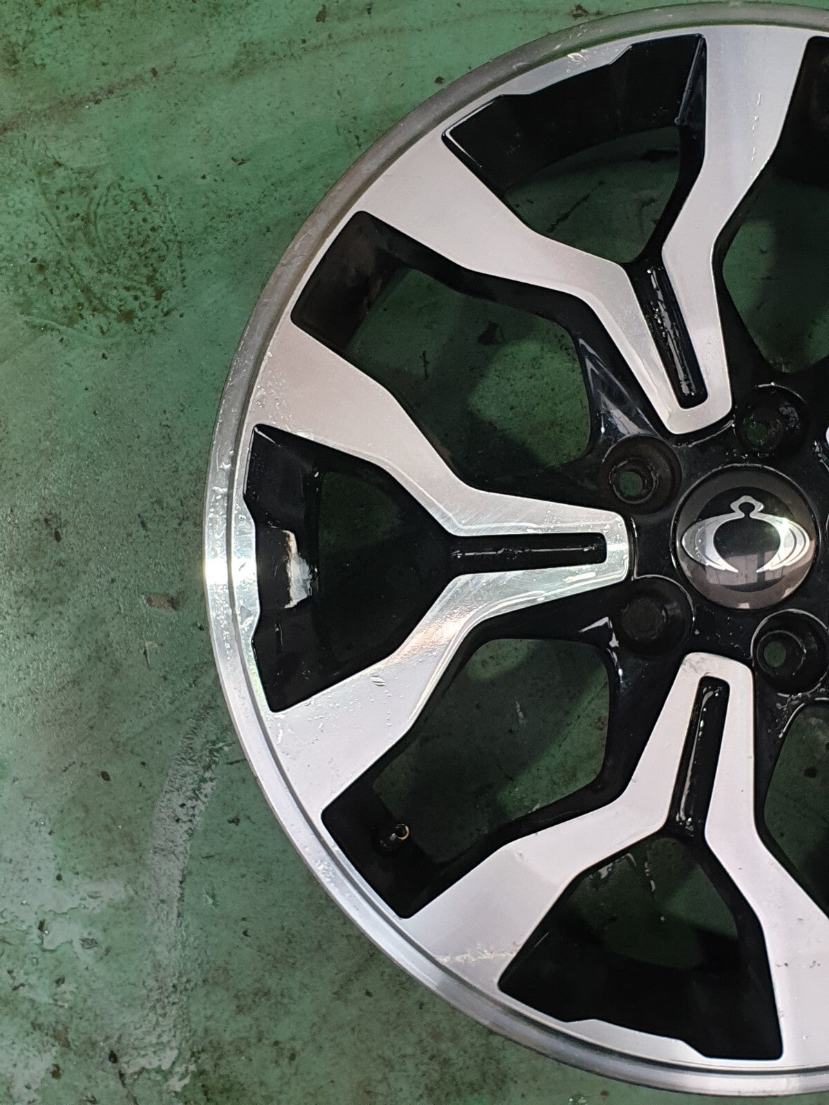 ✅SSANGYONG TIVOLI 4x4 1.6 DIESEL 2018 ALLOY WHEEL Warranty A092