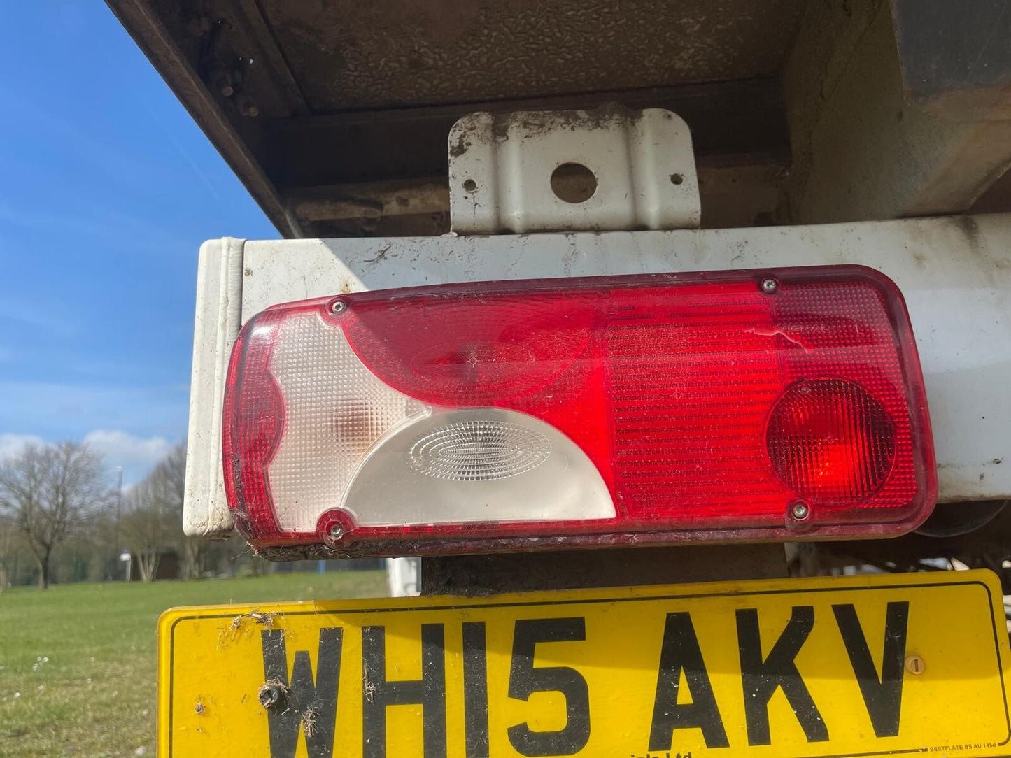 ✅VW CRAFTER CR35 2.0 DIESEL 2015 REAR LEFT BRAKE LIGHT 2E0945111 Warranty A275