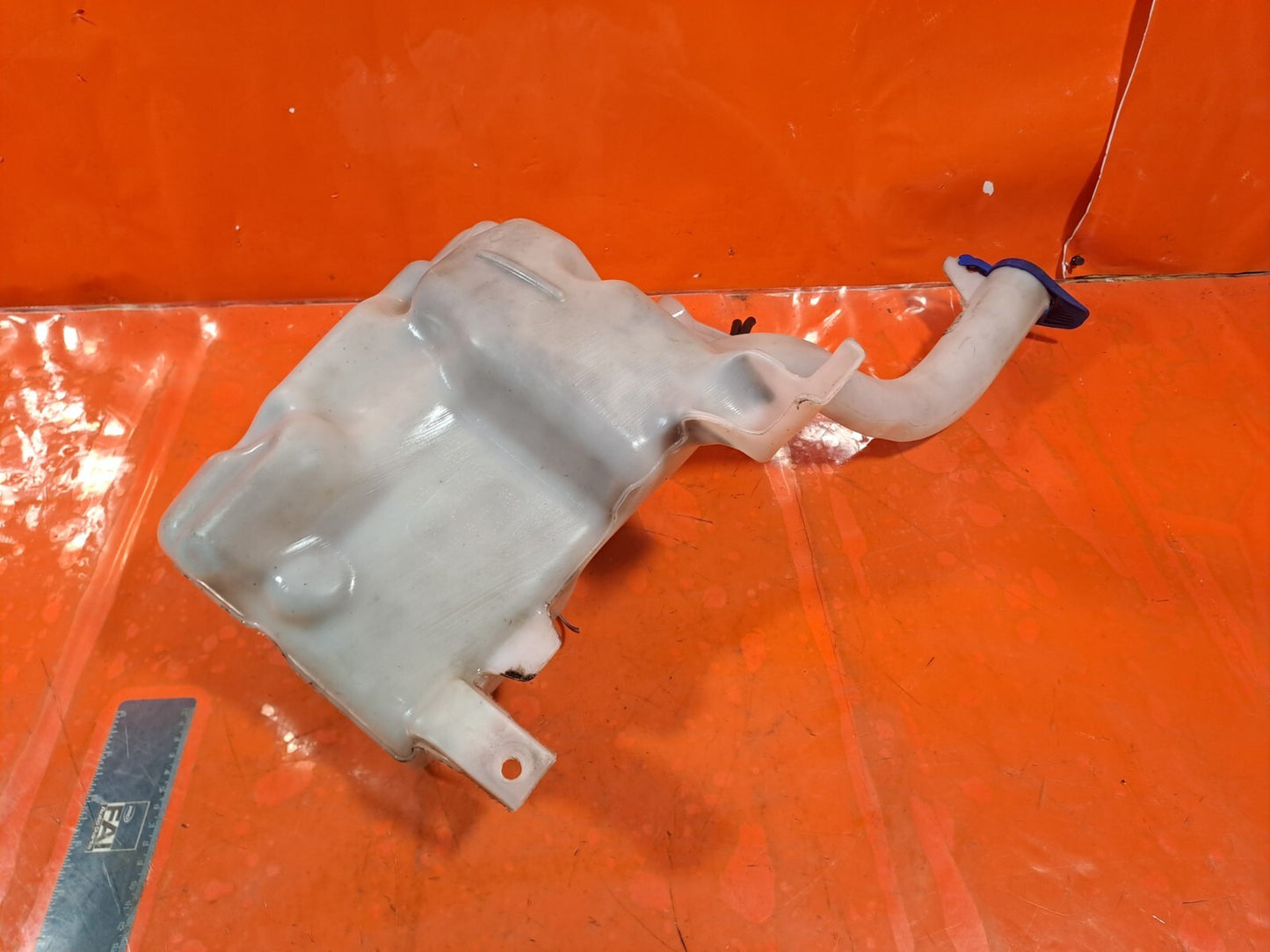 ✅2016 FORD MONDEO MK5 2.0D WINDSCREEN WASHER RESERVOIR & PUMP DS73-17B613-AF