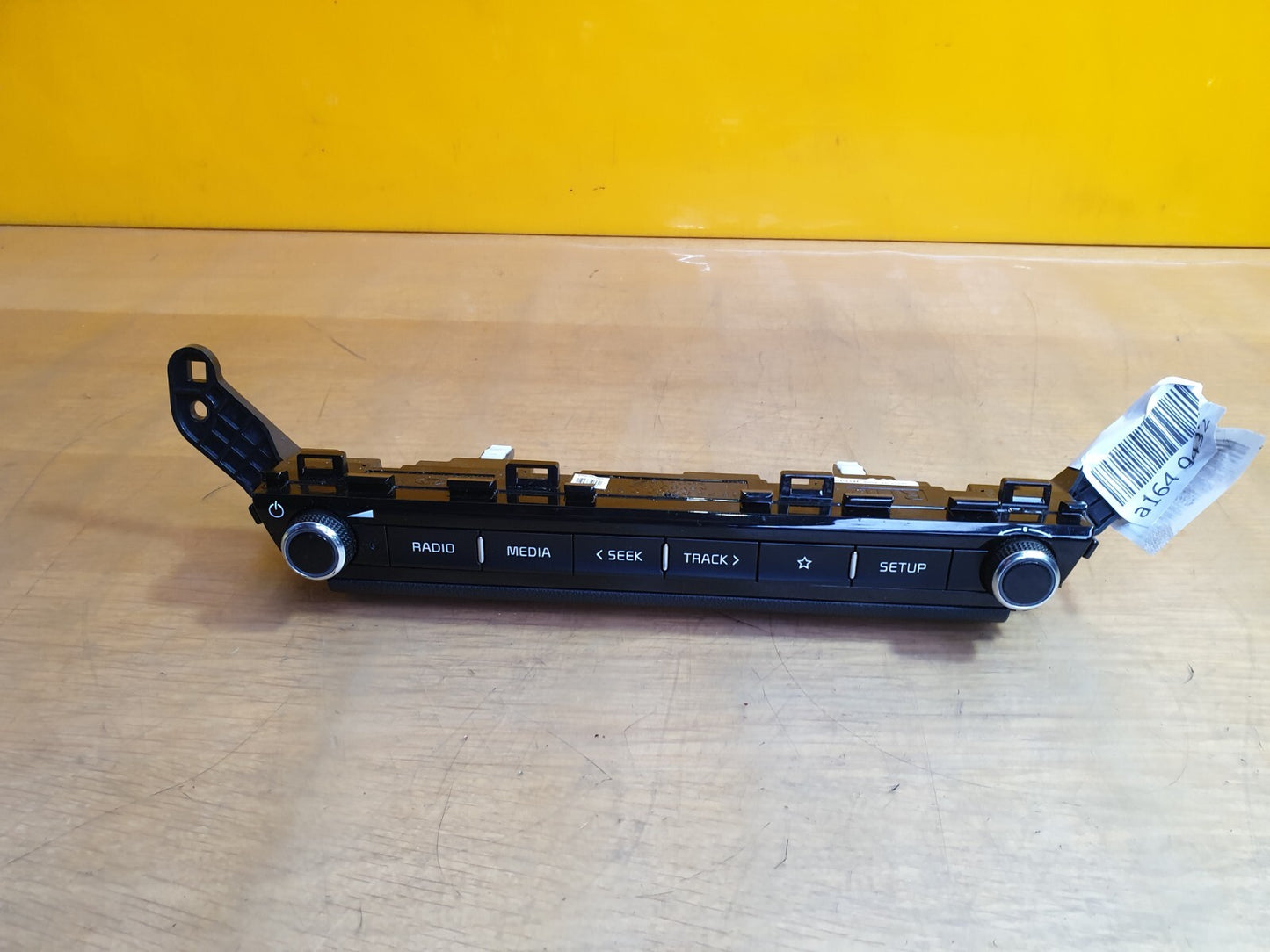 ✅2016 KIA NIRO 2 EV S-A 1.6P STEREO SYSTEM CONTROL SWITCH PANEL 96540-G5130WK