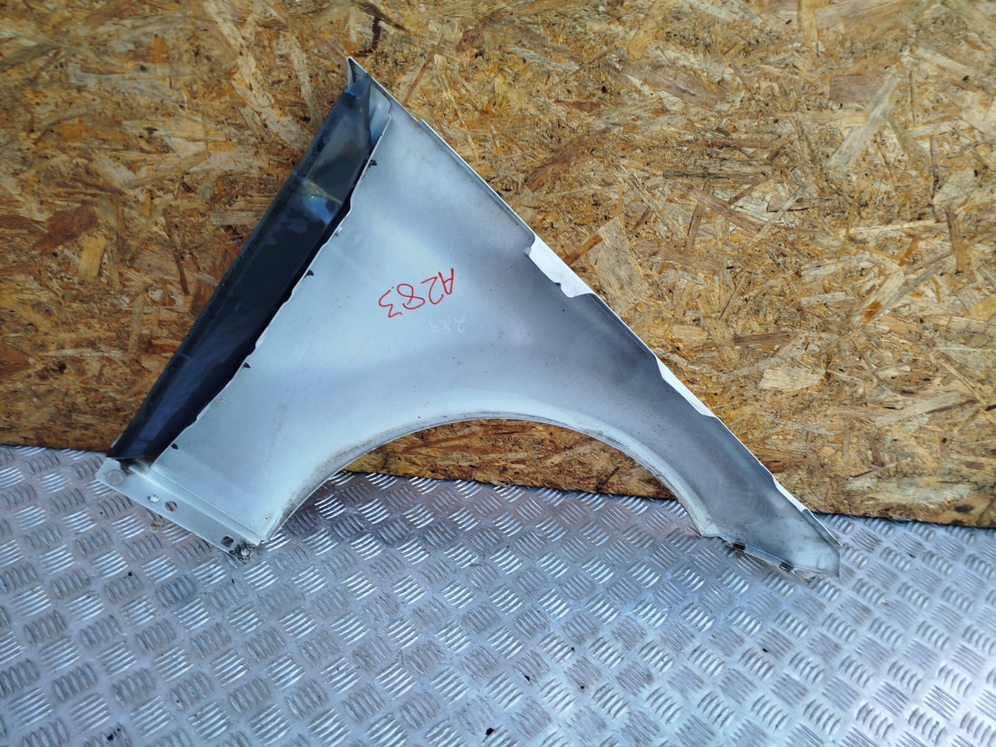 ✅2011 MERCEDES C CLASS W204 FRONT LEFT WING FENDER PANEL WHITE 650 + WARRANTY