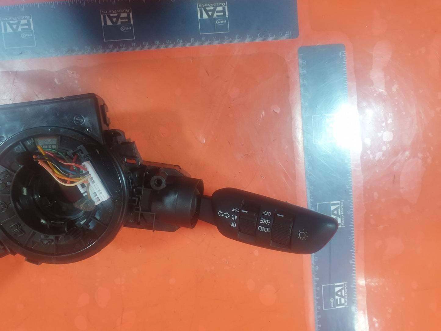 2017 SSANGYONG TIVOLI EX 1.6D WIPER INDICATOR STALK 85910-35300 + WARRANTY A230