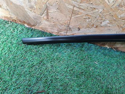 2024 TESLA MODEL 3 LONG RIGHT ROOF STRIP RAIL BAR COVER TRIM 1083520-40-D A207