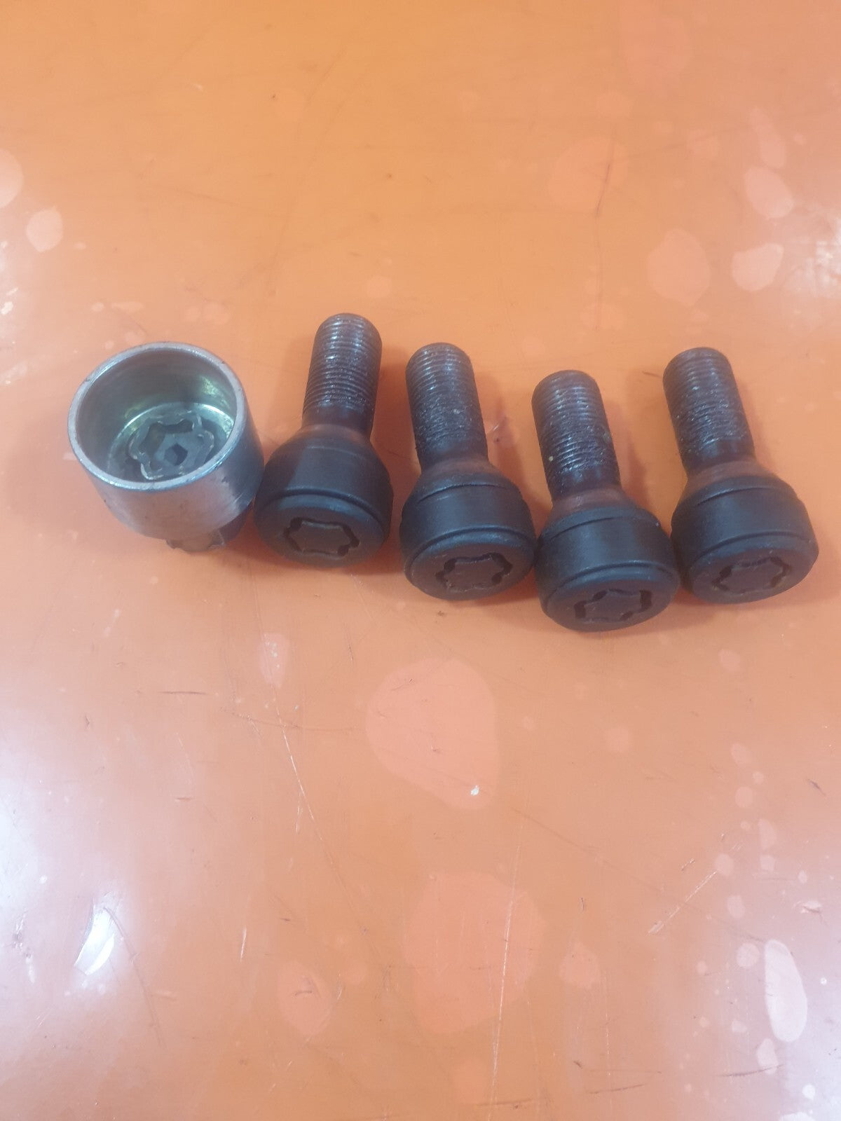 2013 BMW 1 SERIES F20 SPORT 1.6P LOCKING WHEEL NUTS & KEY + WARRANTY A233