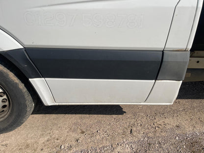 ✅VW CRAFTER CR35 2.0 DIESEL 2015 FRONT LEFT DOOR BARE WHITE Warranty A275