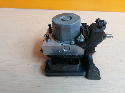MERCEDES GLA CLASS 2013-2020 ABS PUMP A0004311700 X00