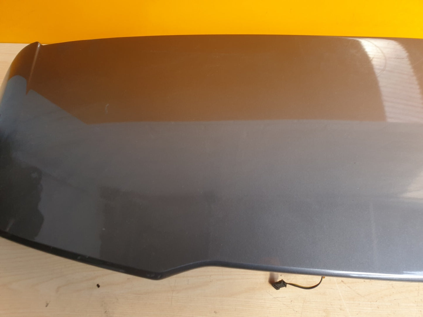 2013 VOLVO V40 TAILGATE SPOILER 31253973-01 X00