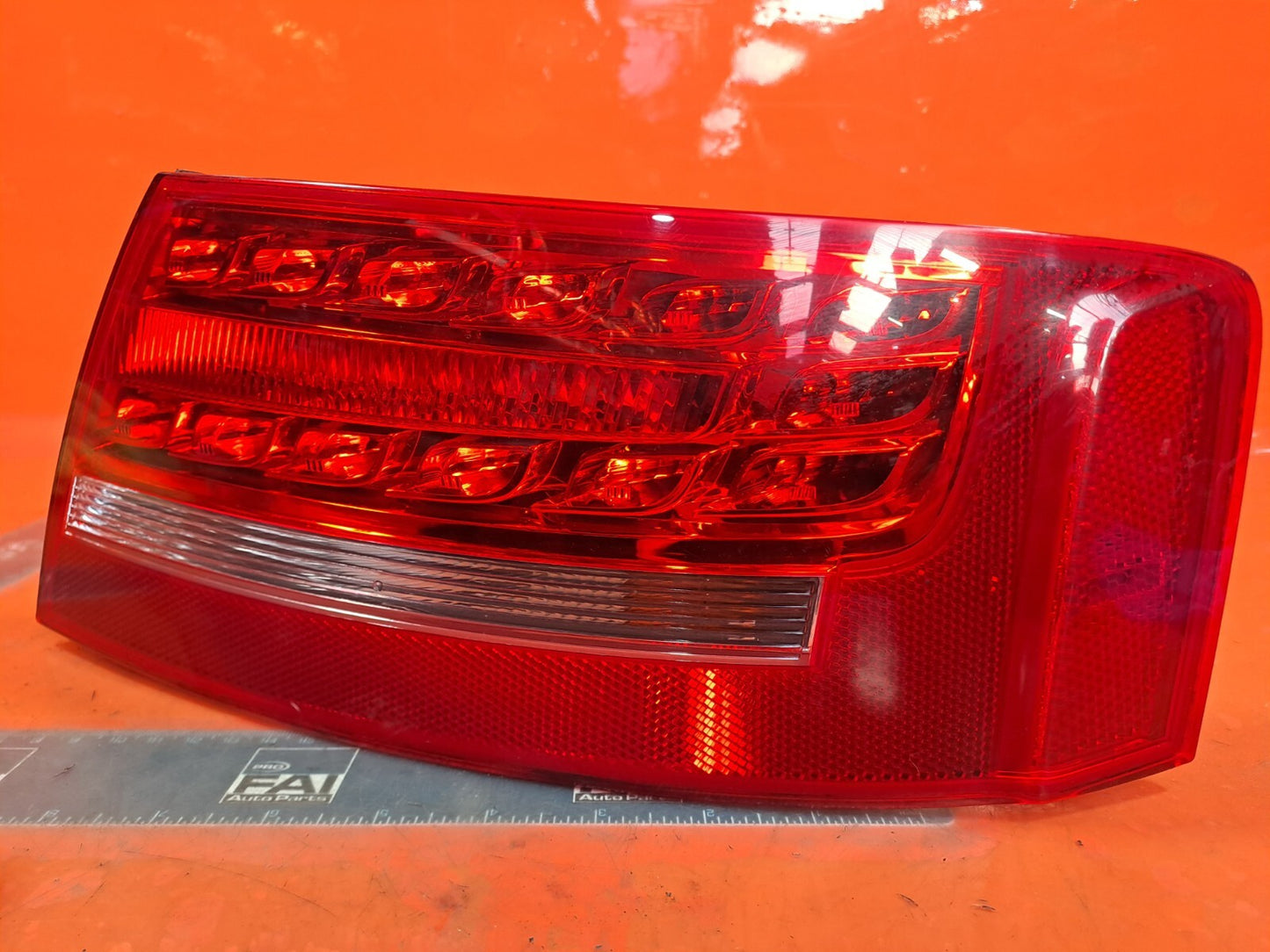 ✅AUDI A5 S LINE CABRIO 2.0 PETROL 2009 REAR RIGHT OUTER TAIL LIGHT 8T0945096B