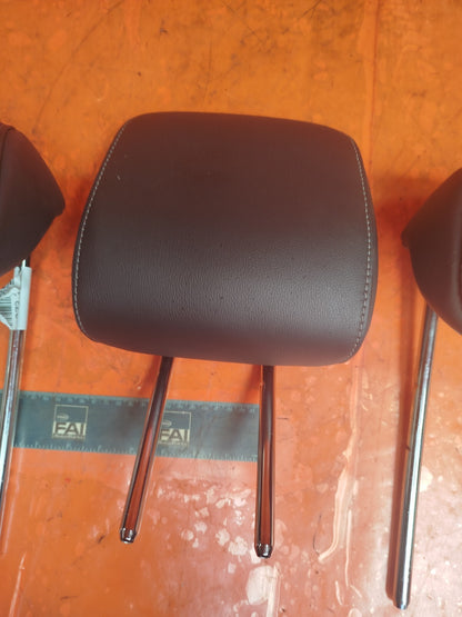 ✅Ford Mondeo Titanium 2.0 Diesel 2016 Rear Headrests Warranty A273