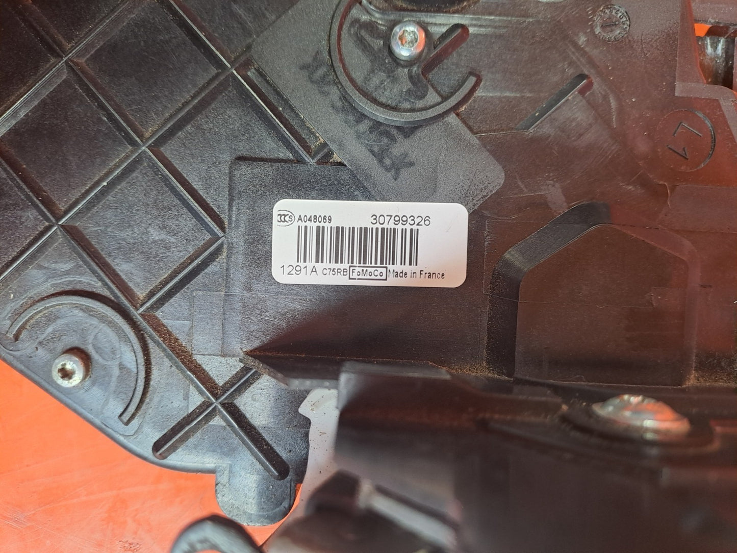 ✅Volvo Xc60 Se Awd 2012 2.4 Diesel REAR LEFT DOOR LOCK 30799326 30784203 A289