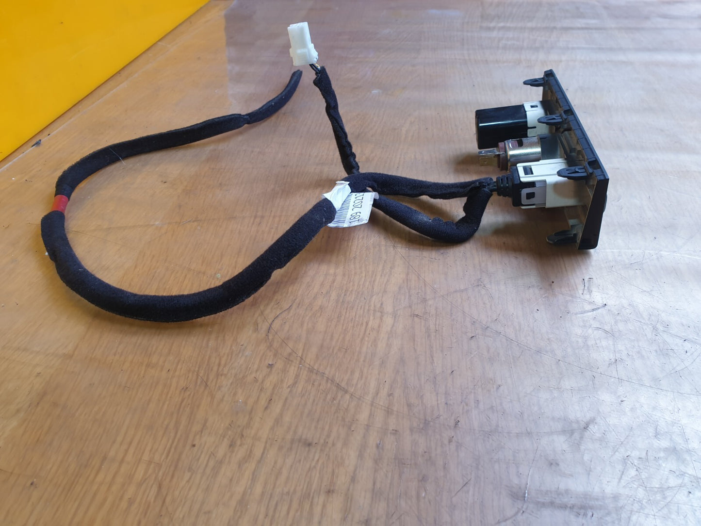2023 HYUNDAI I20 MK3 N LINE 1.0P AUX USB PORT CHARGE SOCKET UNIT 96125Q0120 A189