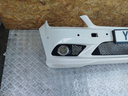 ✅2011 MERCEDES C CLASS W204 2.1 DIESEL FRONT BUMPER WHITE 650 + Crack A283