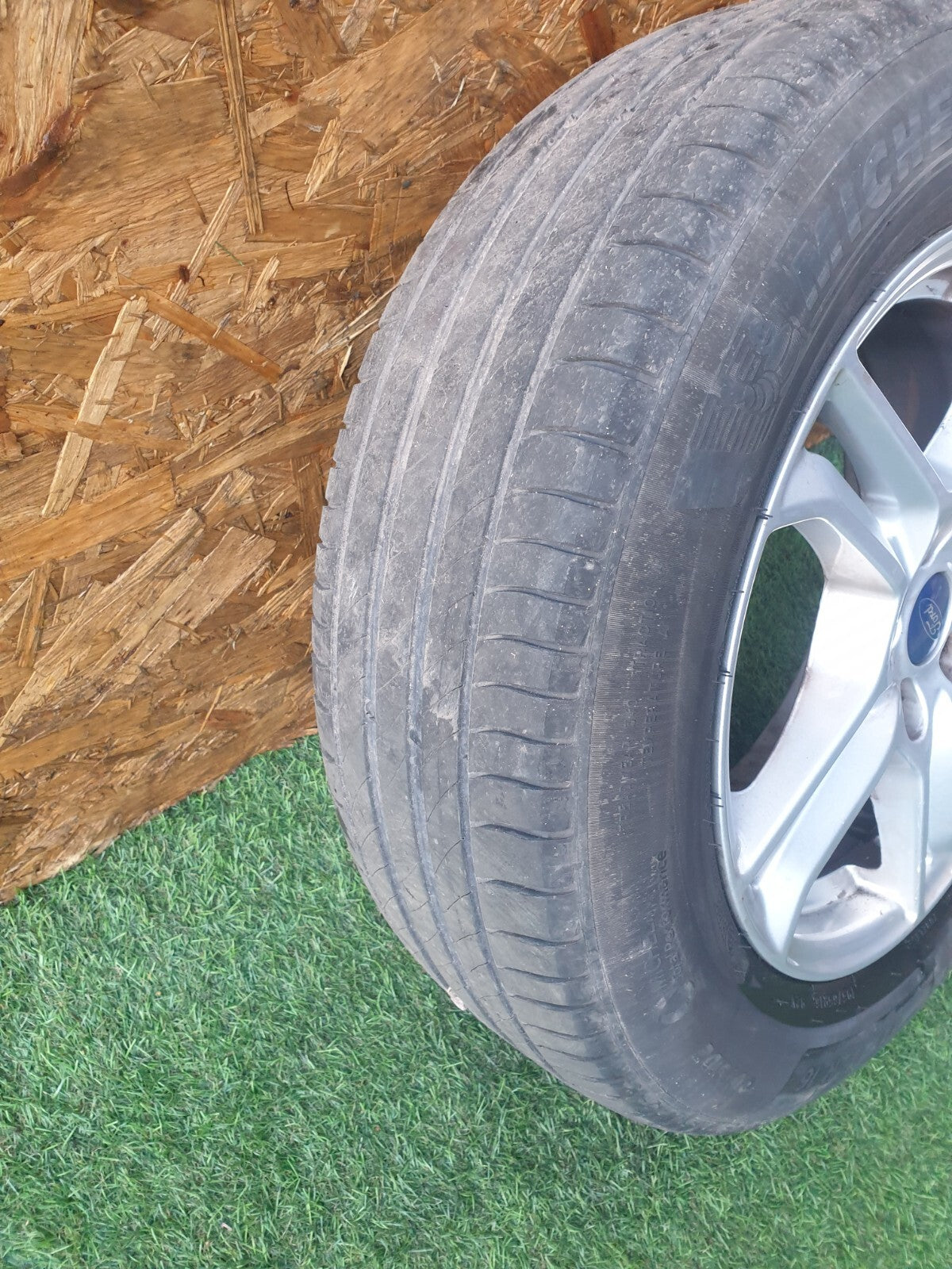 ✅FORD FOCUS 1.5 DIESEL 2018 ALLOY WHEEL WITH TYRE 195/65 R16 Warranty A242