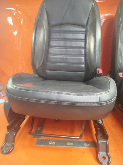 ✅Ssangyong Tivoli Ex 1.6 Diesel 2017 FRONT SEATS Warranty A230