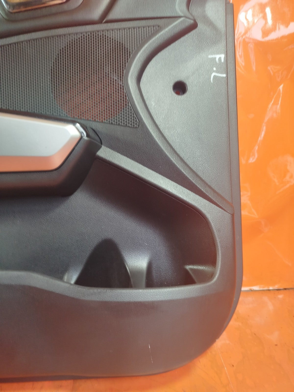 ✅Ssangyong Tivoli Ex 1.6 Diesel 2017 FRONT LEFT DOOR CARD Warranty A230