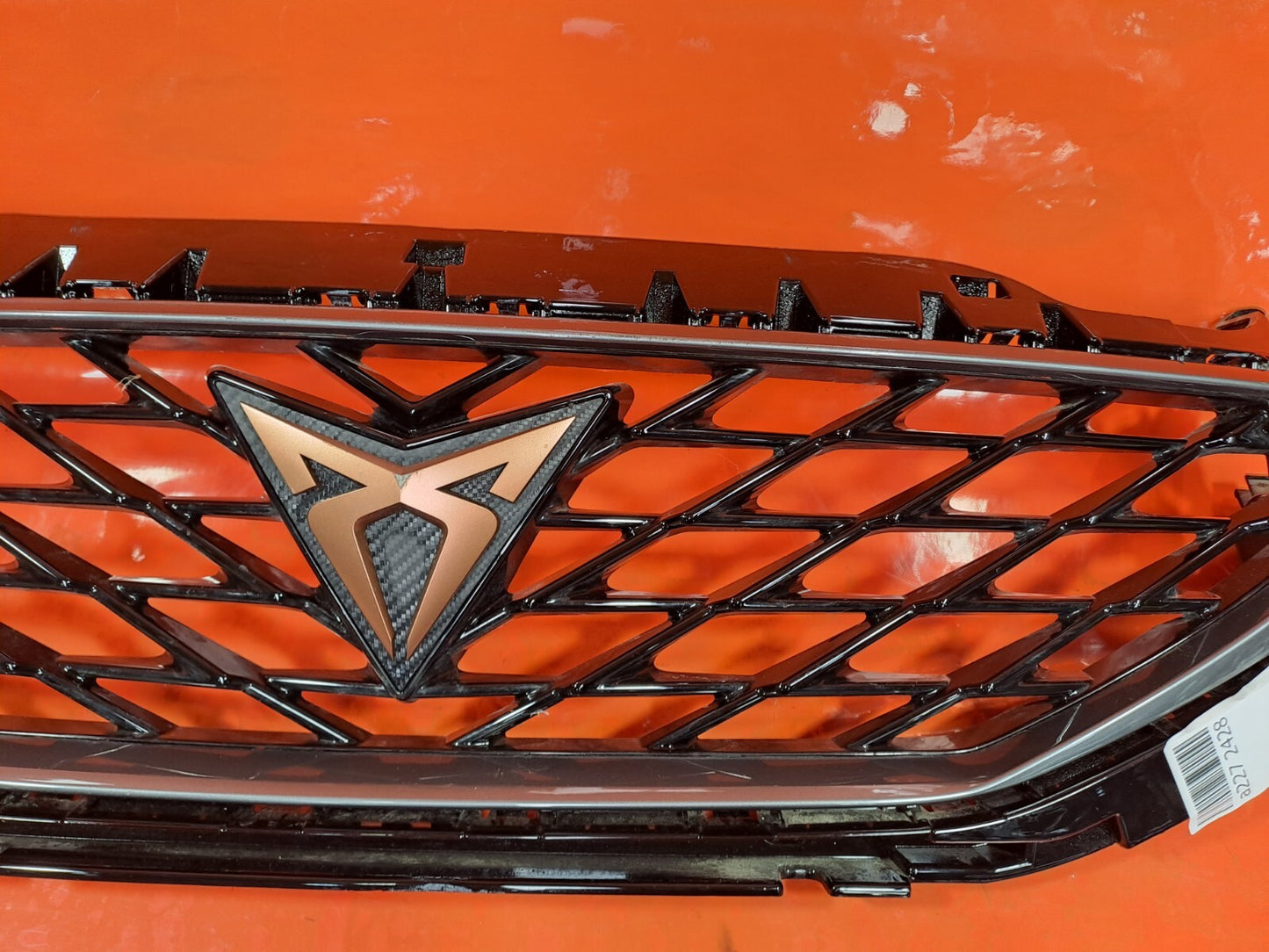 CUPRA LEON VZ2 1.4 PETROL 2023 FRONT BUMPER GRILLE Warranty A227