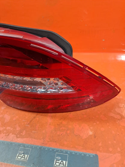✅MERCEDES W204 C220 AMG SPORT 2.1 DIESEL 2012 REAR LEFT TAIL LIGHT 2048205464