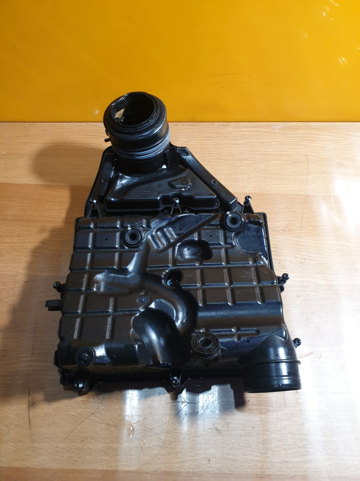 ✅2019 AUDI A1 SPORTBACK 1.0P AIR FILTER BOX 04C129620A + WARRANTY A130
