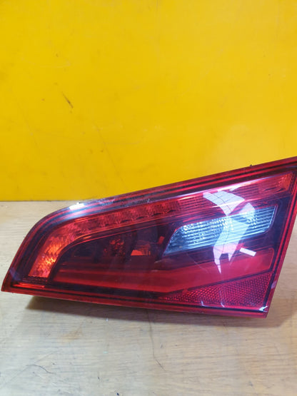 ✅AUDI A3 E-TRON 1.4 PETROL 2015 REAR RIGHT INNER TAIL LIGHT 8V4945094A Warranty