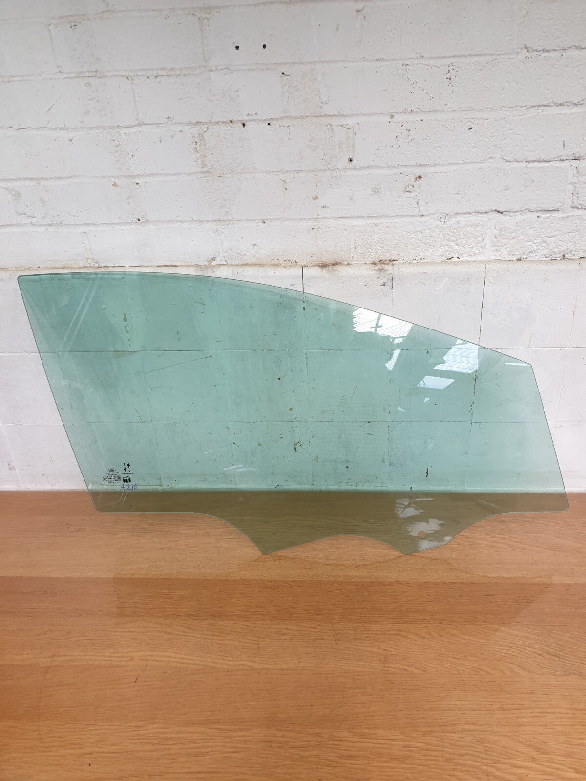 Ford Fiesta St-Line 2022 1.0 Petrol FRONT RIGHT GLASS WINDOW H1BB-A21410-A A210