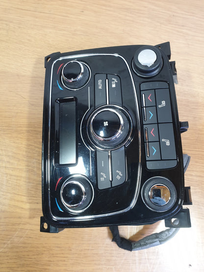 ✅JAGUAR F-PACE X761 3.0 PETROL 2017 REAR A/C AIR CON HEATER CONTROL PANEL A196