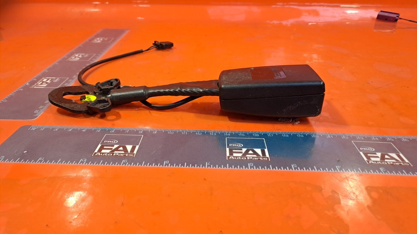AUDI Q7 S-LINE 3.0 DIESEL 2010 FRONT LEFT OR RIGHT SEAT BELT BUCKLE 4L0857755L